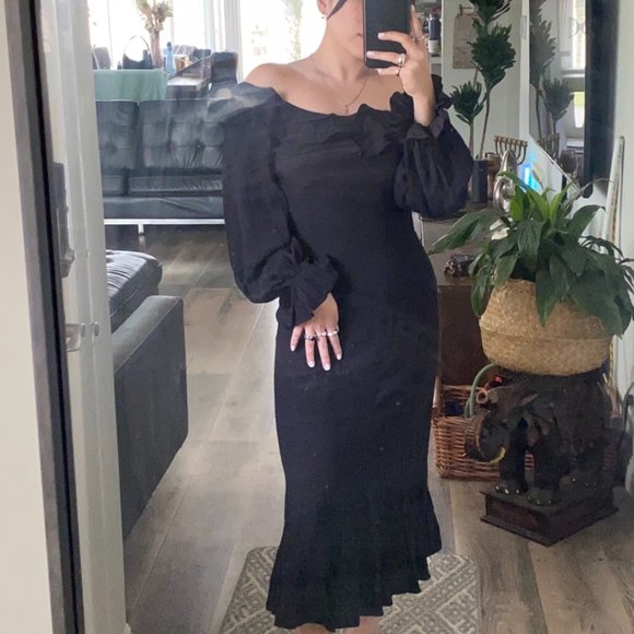 & Other Stories Dresses & Skirts - SOLD & Other Stories Ruffle Off Shoulder Midi Mermaid Dress